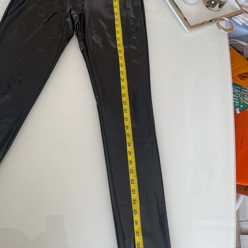 H&M Divided black faux pantent leather vinyl leggings - Picture 12 of 14